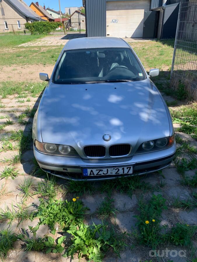 BMW 5 Series E39 Sedan 4-doors