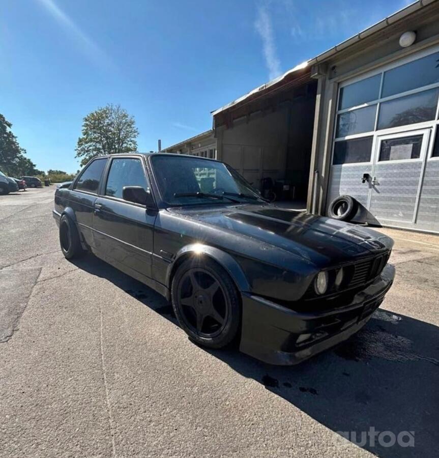 BMW 3 Series E30 Coupe