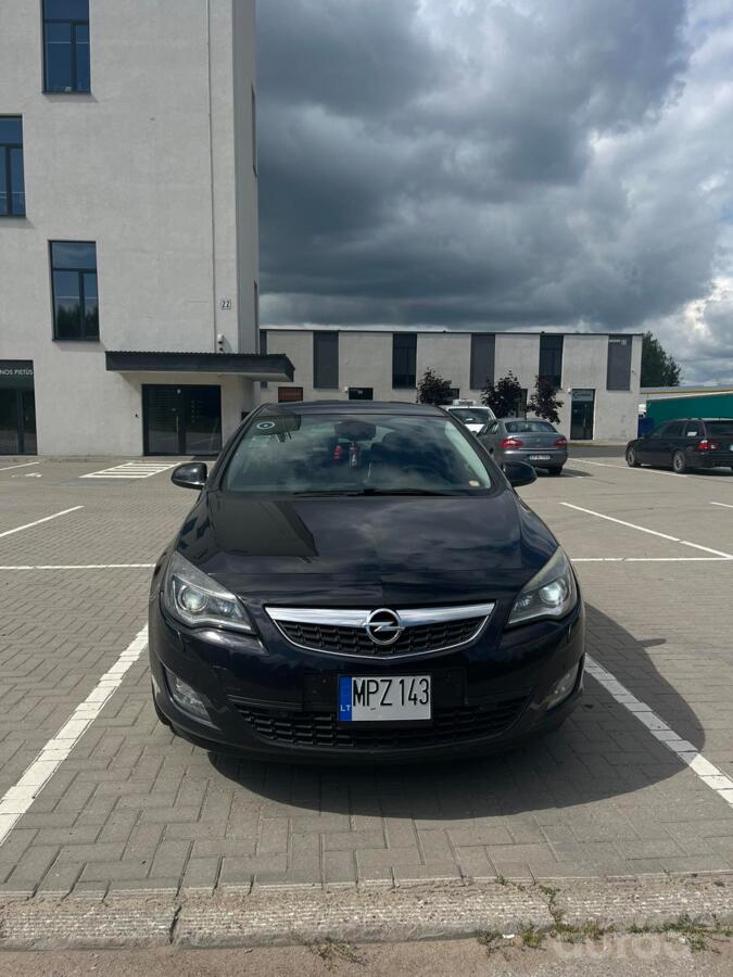 Opel Astra J Hatchback 5-doors