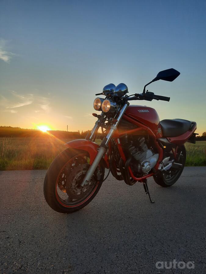 Yamaha XJ