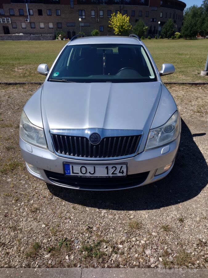 Skoda Octavia 2 generation [restyling] Combi wagon 5-doors