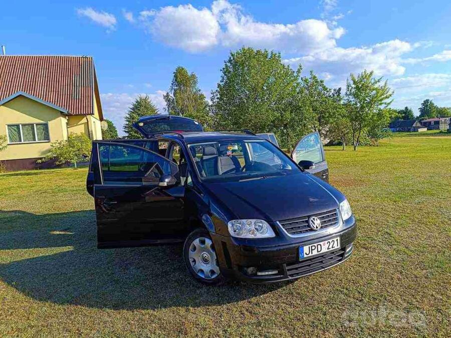 Volkswagen Touran 1 generation Minivan