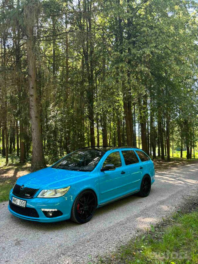 Skoda Octavia 2 generation [restyling] Combi RS wagon 5-doors