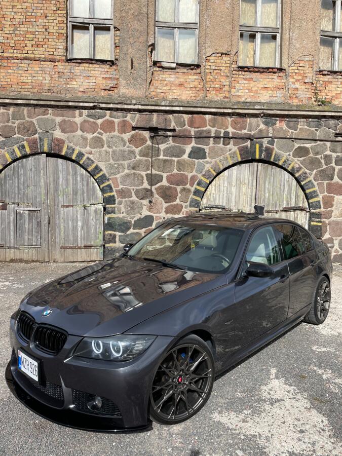 BMW 3 Series E90/E91/E92/E93 Sedan