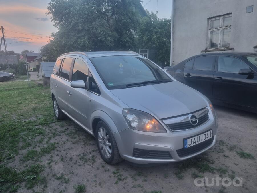 Opel Zafira B Minivan 5-doors
