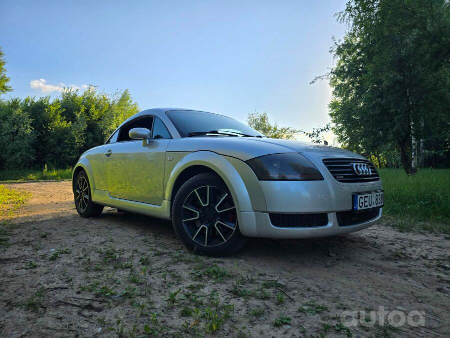 Audi TT 8N Coupe