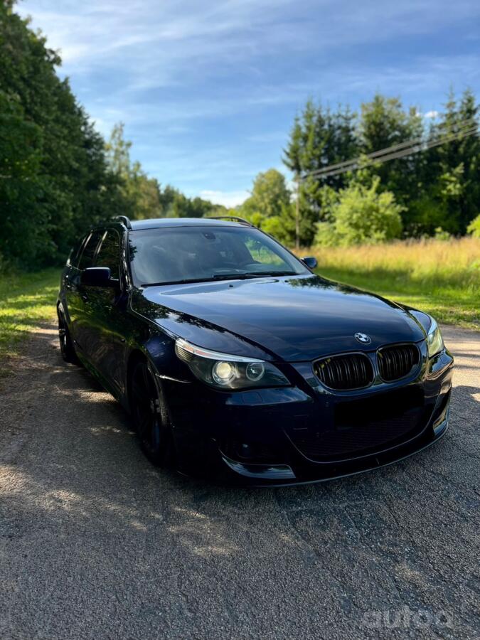 BMW 5 Series E60/E61 Touring wagon