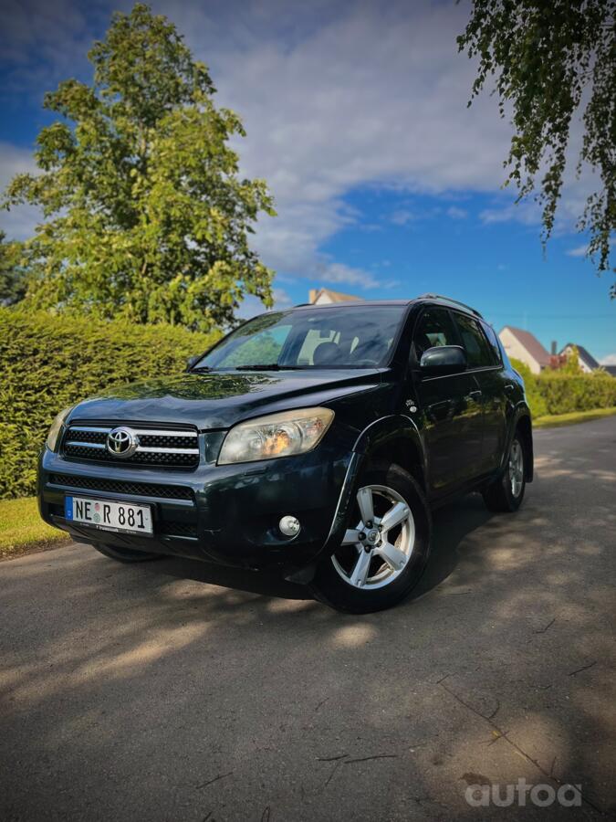 Toyota RAV4 3 generation Crossover