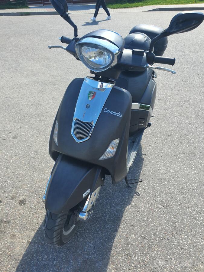 Vespa 50