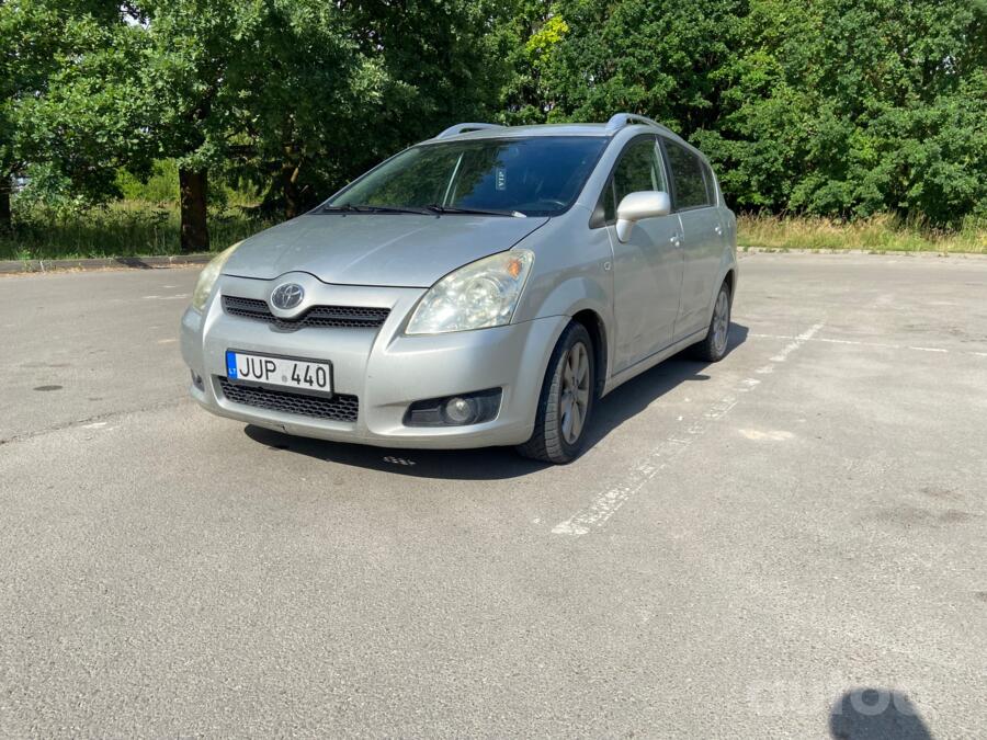 Toyota Corolla Verso 1 generation [restyling] -2 generation