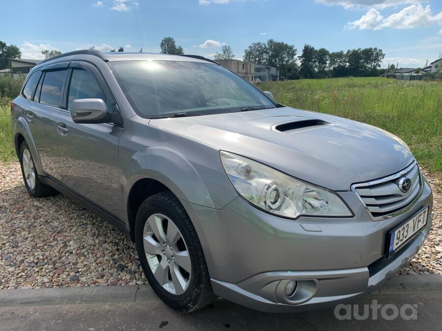 Subaru Outback 4 generation wagon