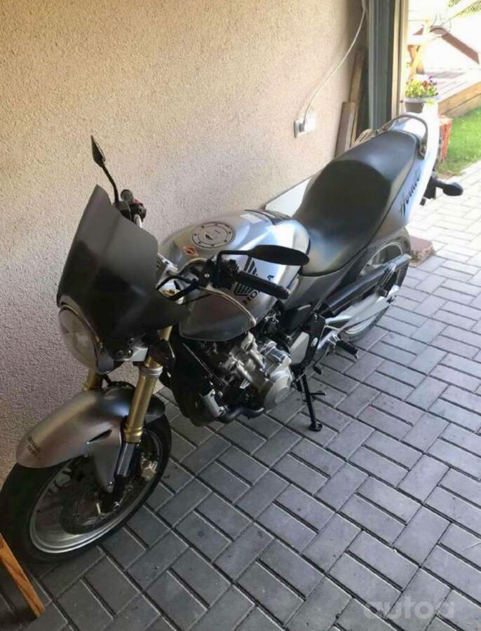 Honda CB