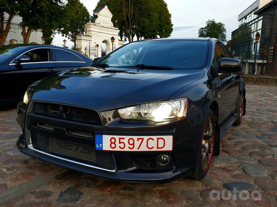 Mitsubishi Lancer Evolution X Sedan 4-doors