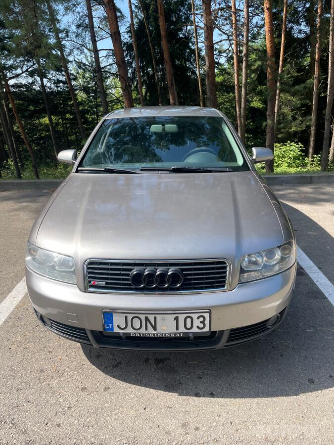 Audi A4 B6 Sedan