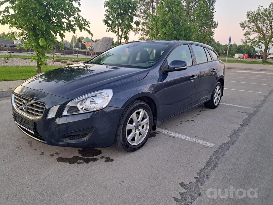 Volvo V60 1 generation wagon