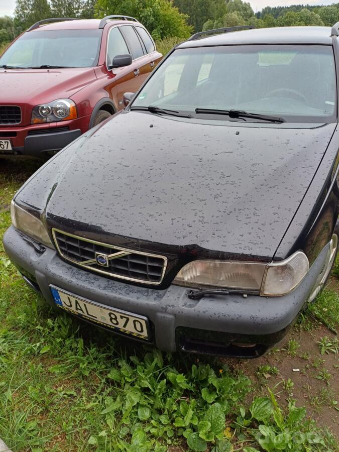 Volvo XC70 1 generation wagon