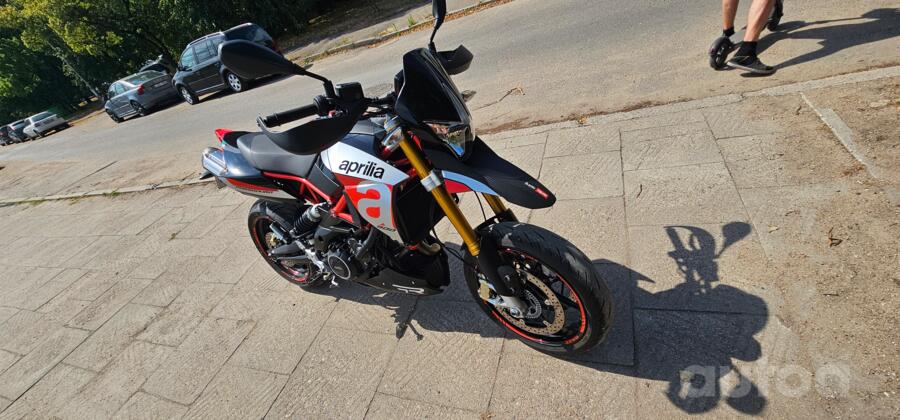 Aprilia Dorsoduro