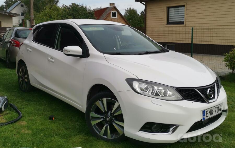 Nissan Pulsar NB17