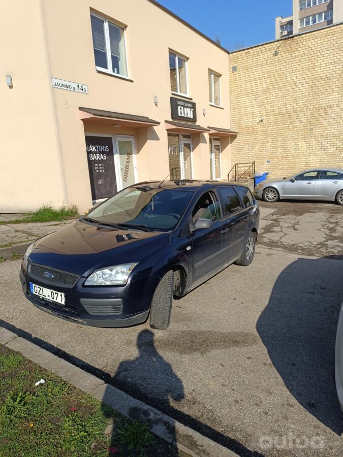 Ford Focus 2 generation wagon 5-doors