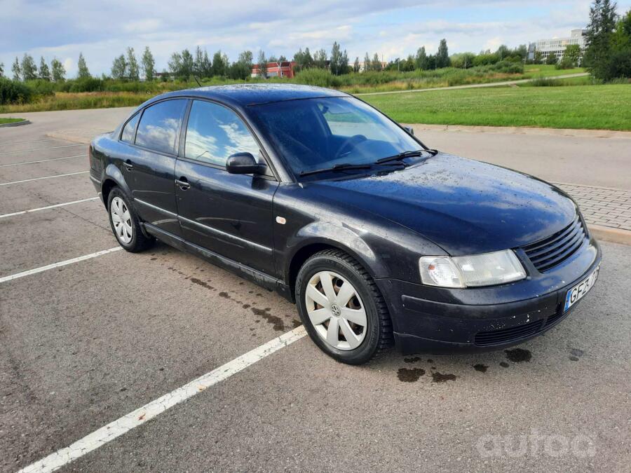 Volkswagen Passat B5 Sedan 4-doors