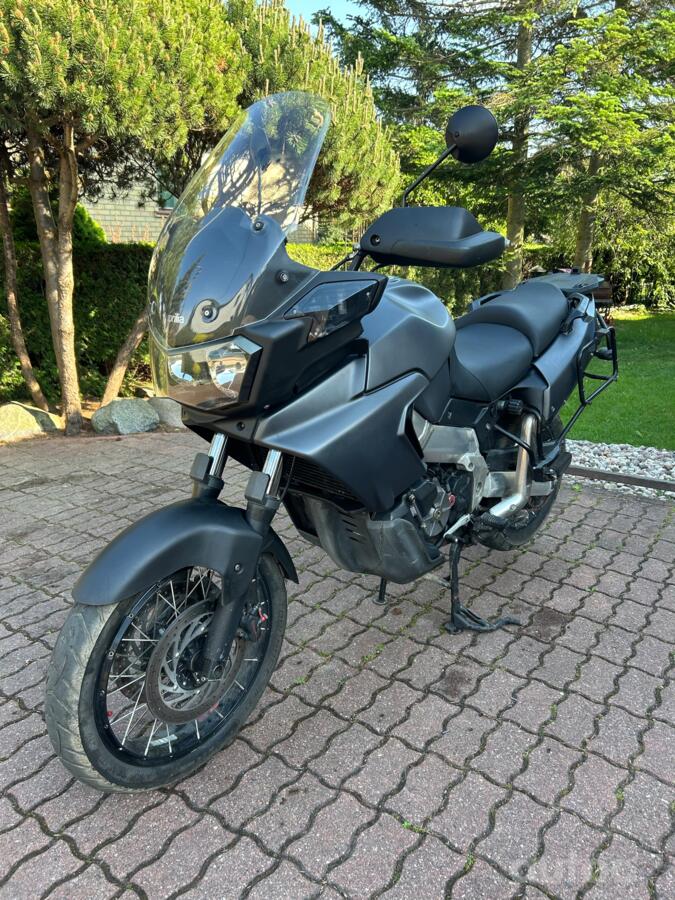 Aprilia Caponord