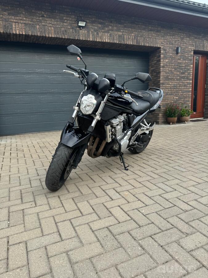 Suzuki GSF1250A
