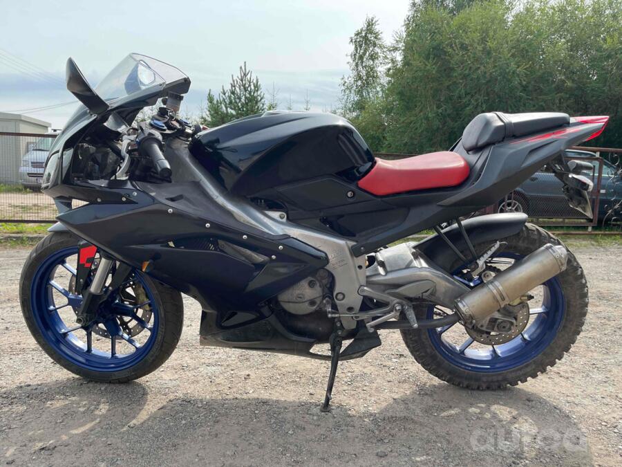 Aprilia RS