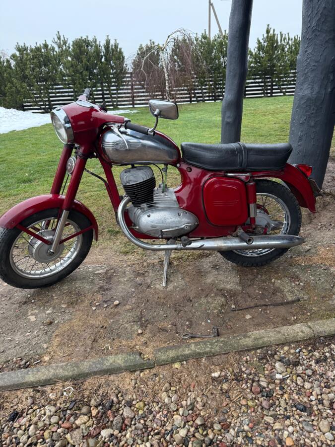 Jawa 250