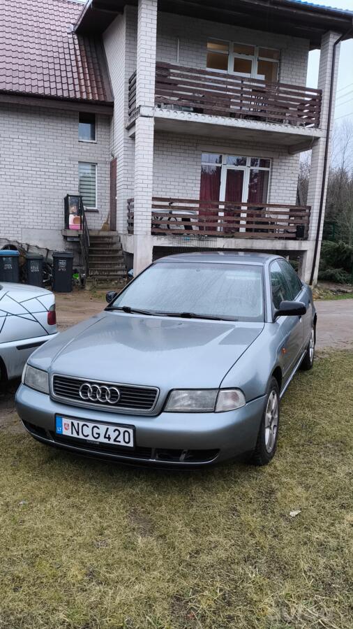 Audi A4 B5 Sedan