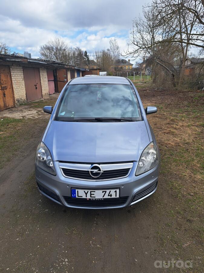 Opel Zafira B Minivan 5-doors