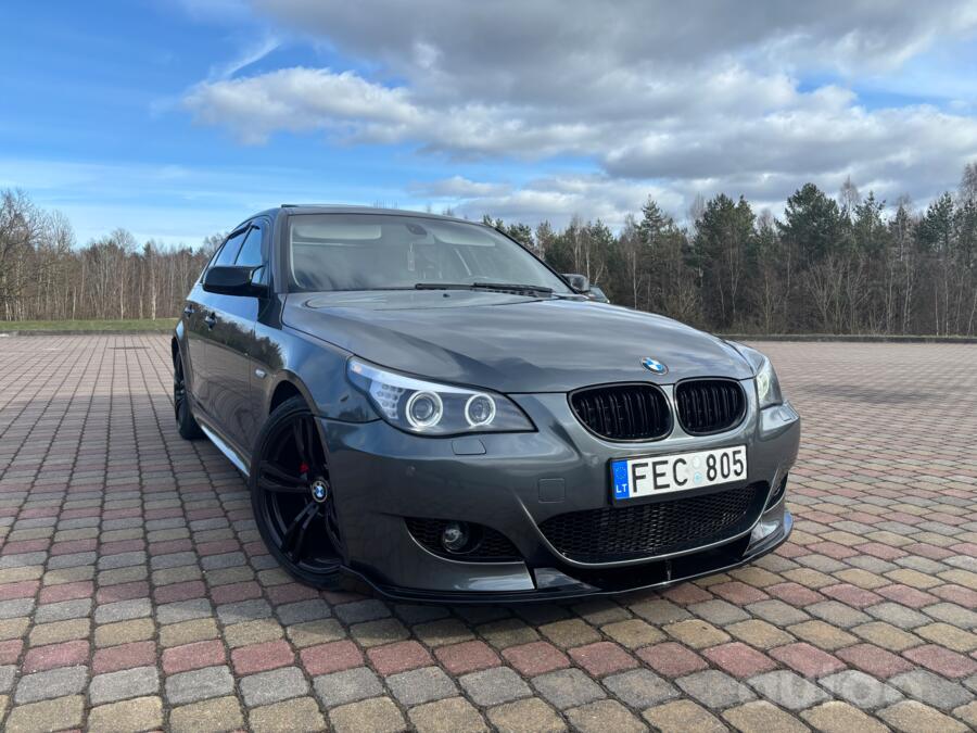 BMW 5 Series E60/E61 Sedan