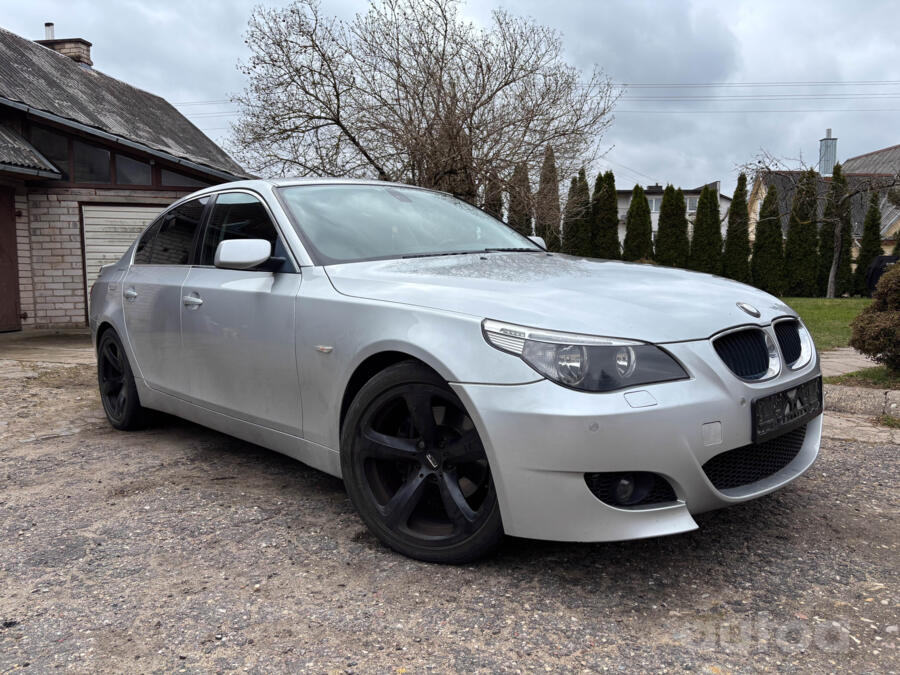 BMW 5 Series E60/E61 Sedan