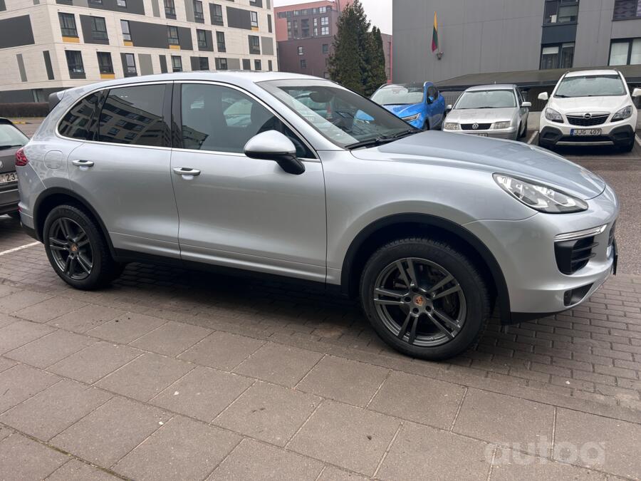 Porsche Cayenne 958 [restyling] Crossover