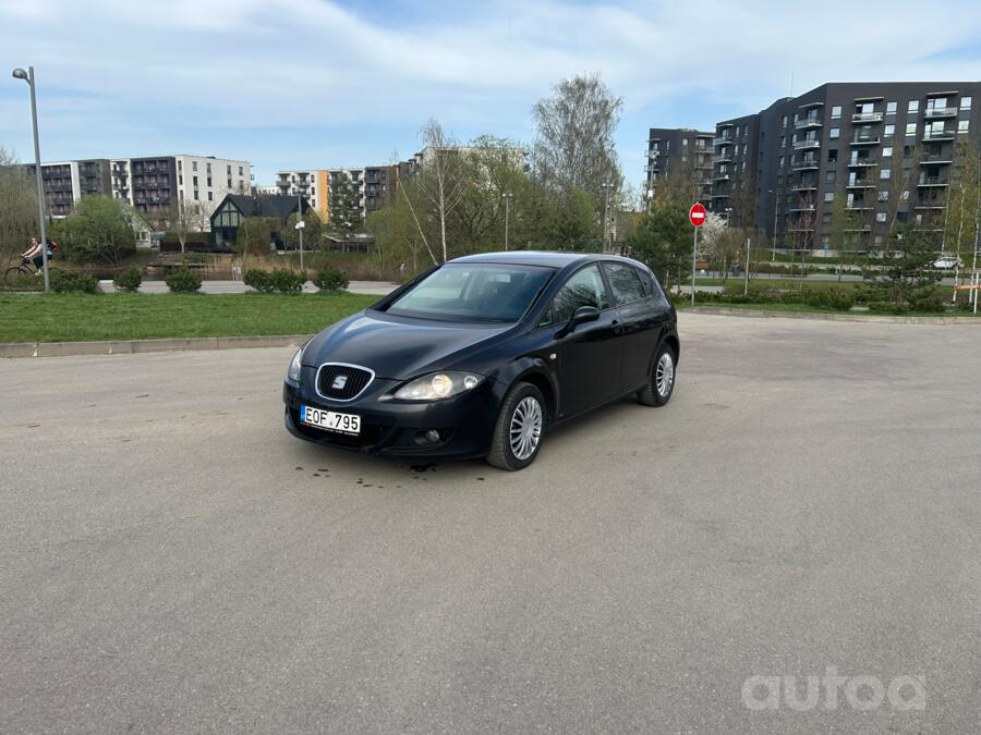 SEAT Leon 2 generation Hatchback 5-doors