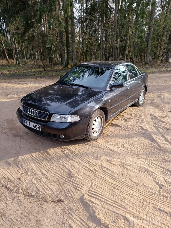 Audi A4 B5 [restyling] Sedan
