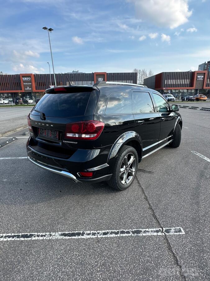 Dodge Journey 1 generation [restyling] Crossover