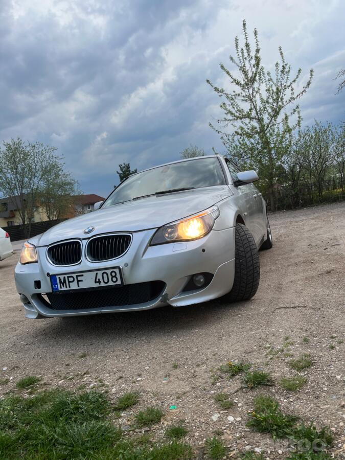 BMW 5 Series E60/E61 Sedan