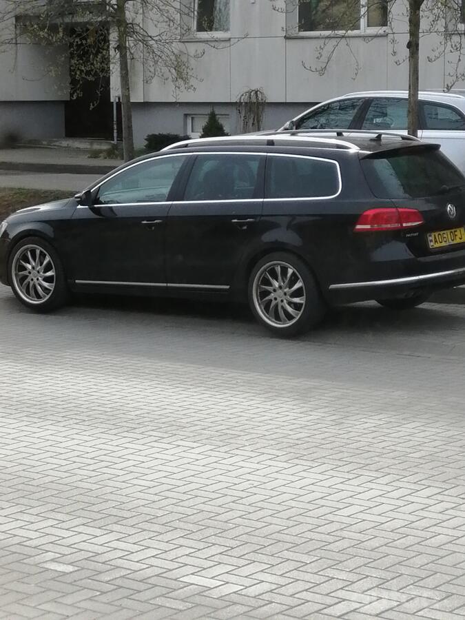 Volkswagen Passat Variant 1 generation wagon (5 doors)