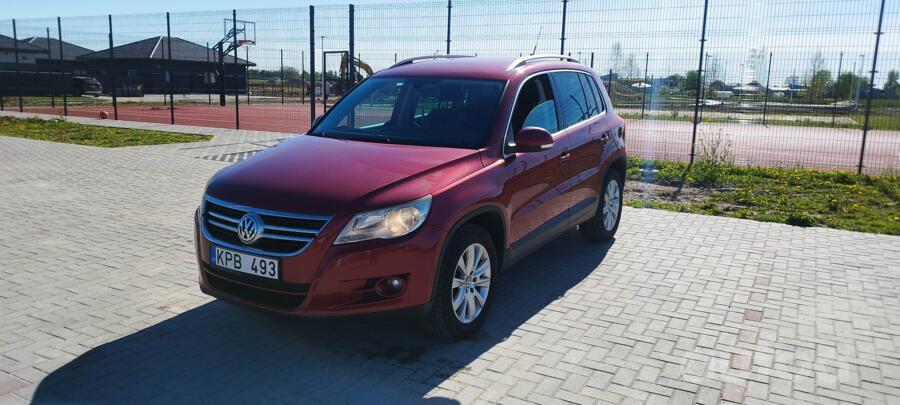 Volkswagen Tiguan 1 generation Crossover