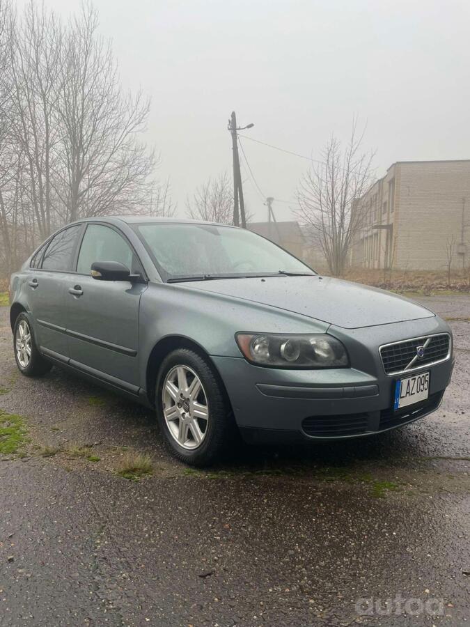 Volvo S40 2 generation Sedan