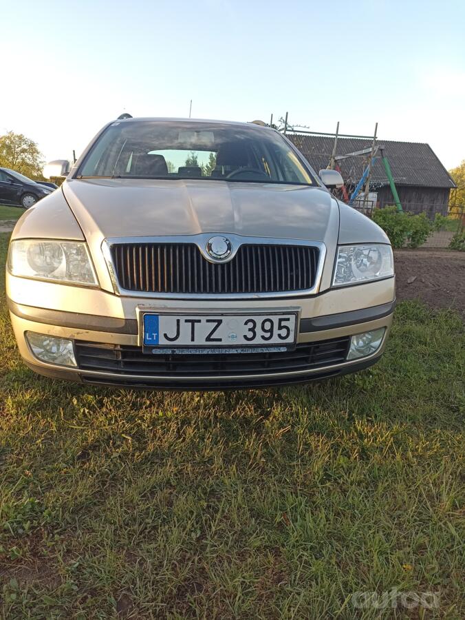 Skoda Octavia 2 generation Combi wagon 5-doors