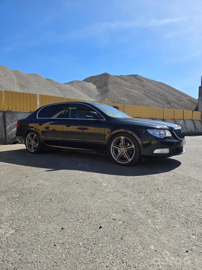 Skoda Superb 2 generation Liftback