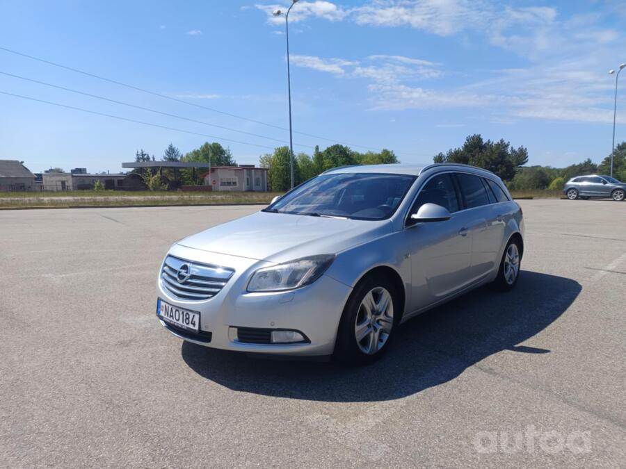 Opel Insignia A Sports Tourer OPC wagon 5-doors