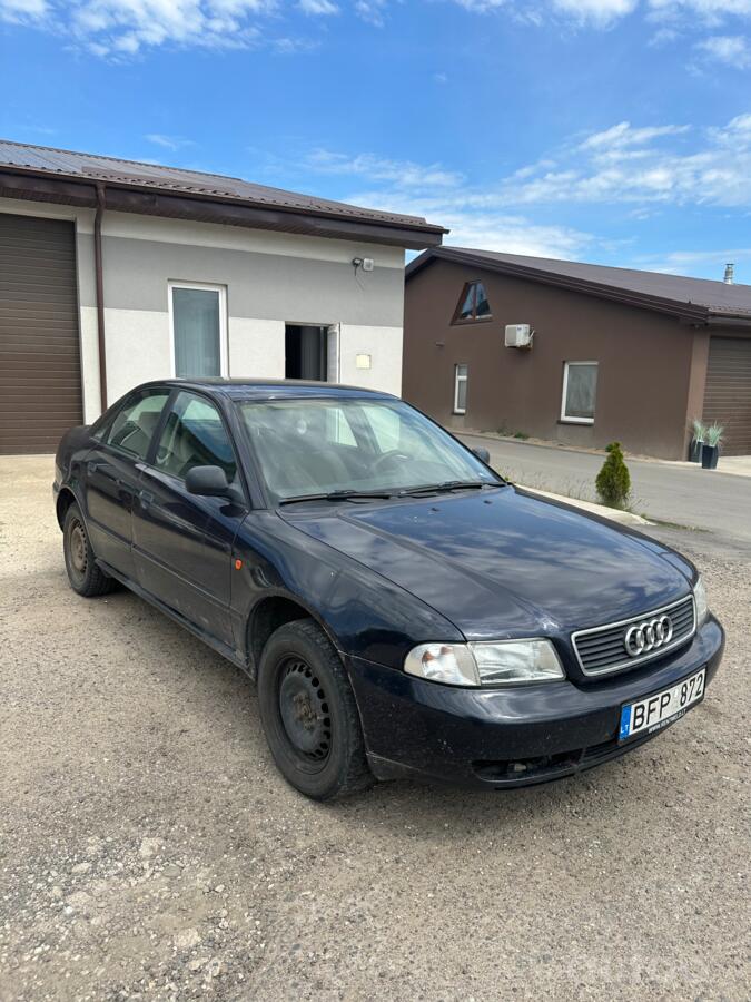 Audi A4 B5 Sedan