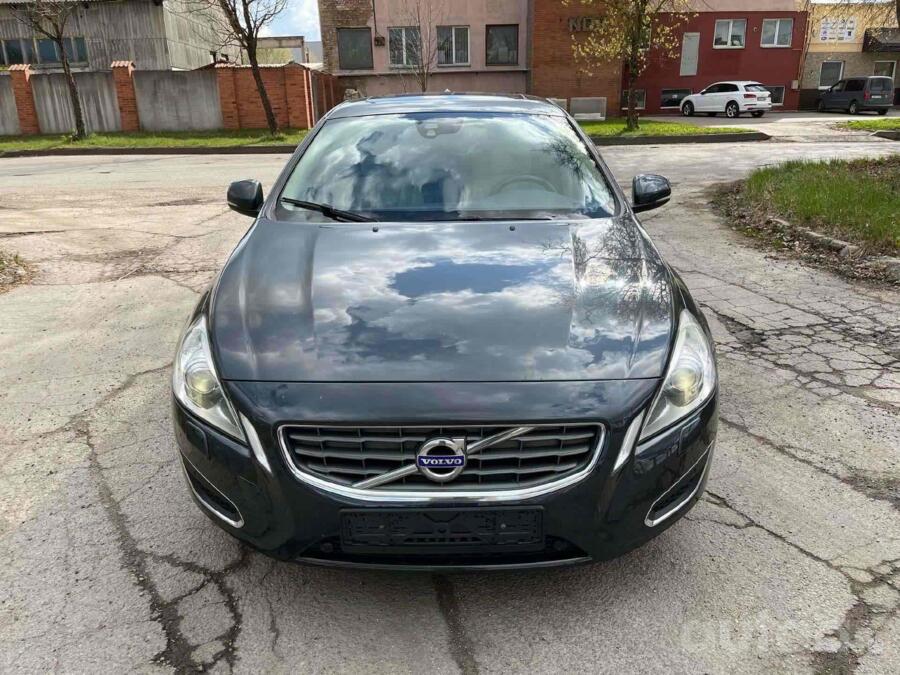 Volvo S60