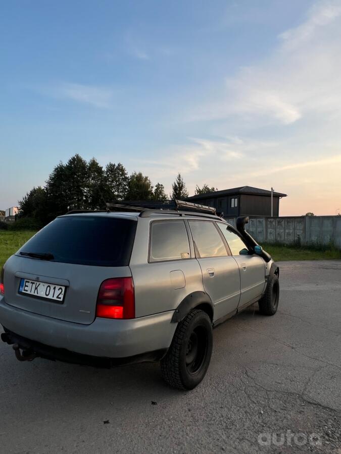 Audi A4 B5 Avant wagon 5-doors