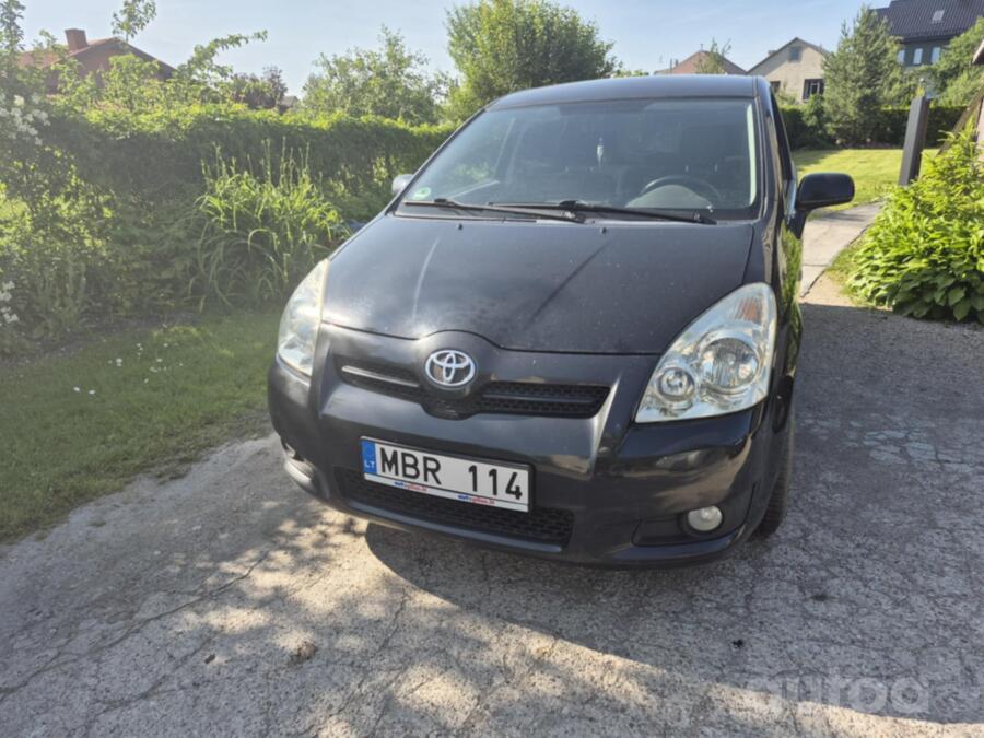 Toyota Corolla Verso 1 generation [restyling] -2 generation