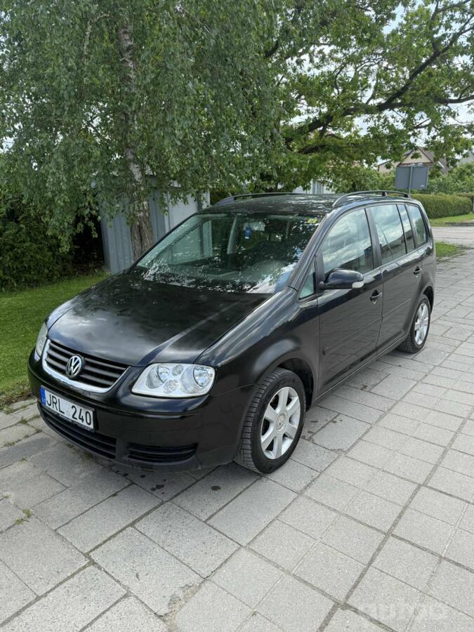 Volkswagen Touran 1 generation Minivan