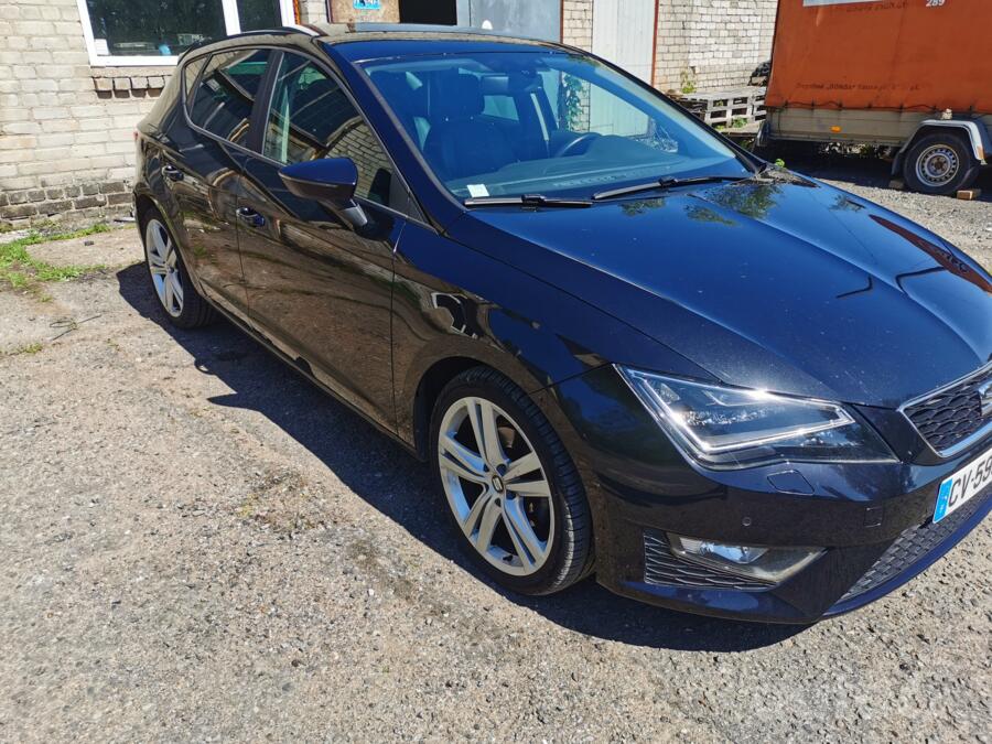 SEAT Leon 3 generation FR hatchback 5-doors