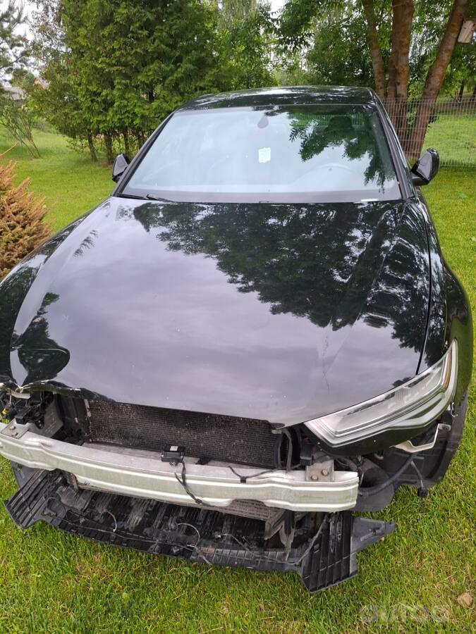 Audi A6 4G/C7 [restyling] Sedan